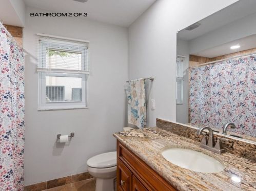 773 Holly Ct, Marco Island FL  34145-1915 exterior