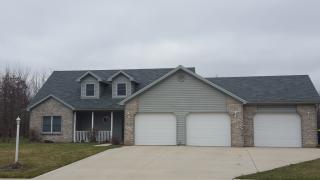 142 Chapel Chase Dr, Decatur, IN 46733-7447