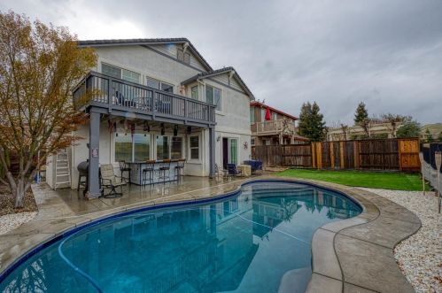 20608 Sarazen Pl, Grayson CA  exterior