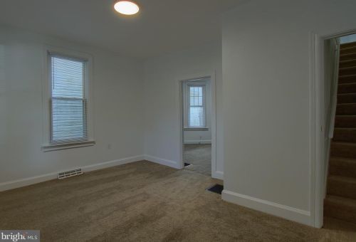 1948 Derry St, Harrisburg PA 17111-2652 exterior