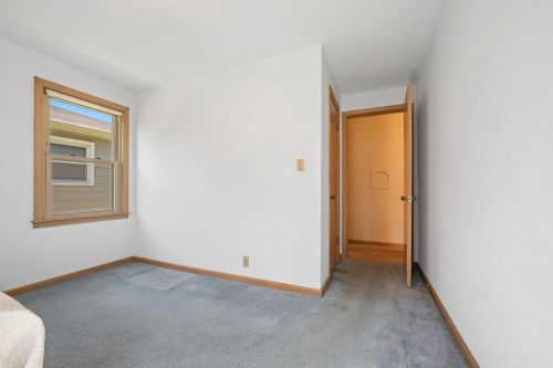 908 Thrush St, Green Bay WI  54303-4332 exterior