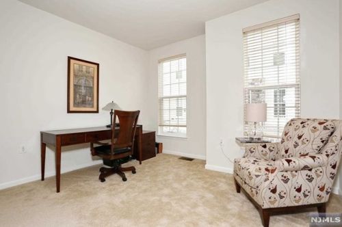 22 Aster Ln, Outwater NJ 07026-3563 exterior