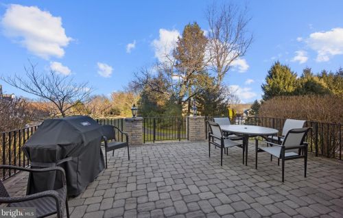 57 Brianna Rd, Southampton, PA 18966-5003