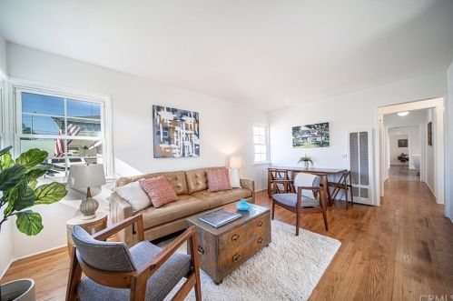 2015 Harding St, Long Beach, CA 90805-3212