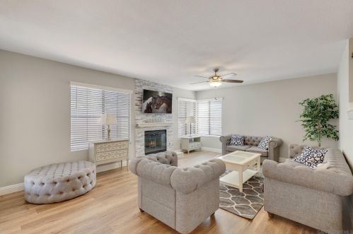 5521 Lesa Rd, La Mesa CA  91942-1704 exterior