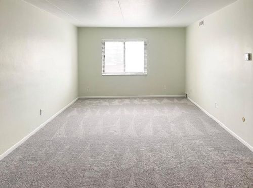 416 Isabella St, Oakmont, PA 15139-1657