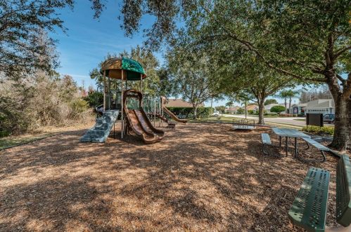 1863 Kinsmere Dr, New Port Richey FL  34655-4539 exterior