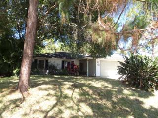 1368 Haverford Ln, Sebastian, FL 32958-5975