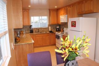 133 Mercy St, Mountain View CA  94041-2229 exterior