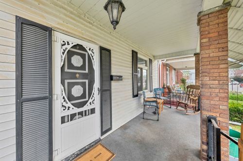 1661 Henrici St, Ambridge, PA 15003-2245