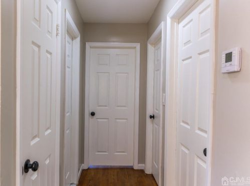 178 Louis Pl, Iselin NJ  08830-1236 exterior