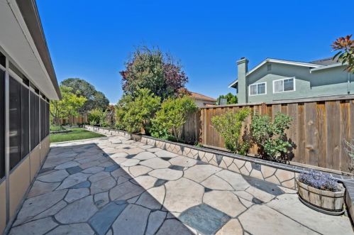 4541 Ojai Loop, Union City CA 94587-5428 exterior