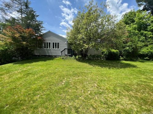 268 Carter Ave, Newburgh, NY 12550-1225