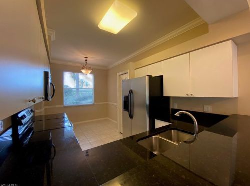 8610 Cedar Hammock Cir, Naples, FL 34112-3350