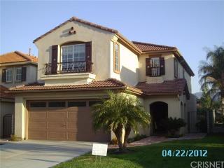 25828 Hammet Cir, Santa Clarita CA  91381-1309 exterior
