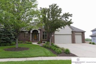 17364 S St, Omaha, NE 68135-2208