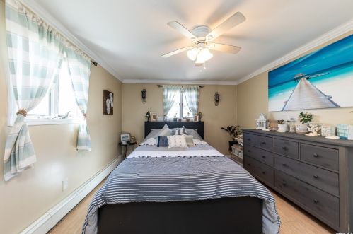 139 Baisley Ave, East Rockaway NY  11518-1823 exterior