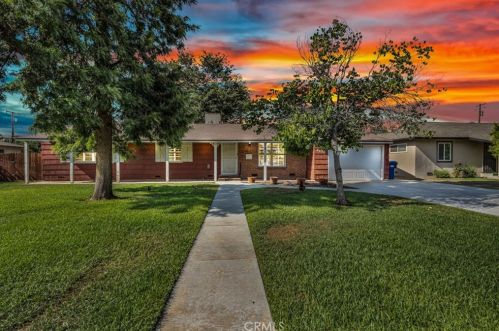 4526 Fishering Dr, Bakersfield, CA 93309-3214
