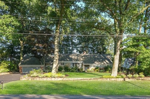 605 Pinebrook Blvd, New Rochelle, NY 10804-3432