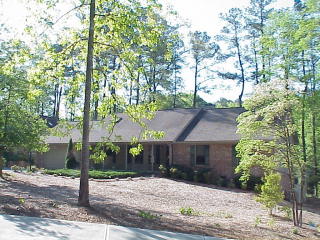 709 Essex Ct, Sanford, NC 27332-7410