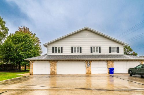 8630 30th Ave, Kenosha, WI 53142-5117