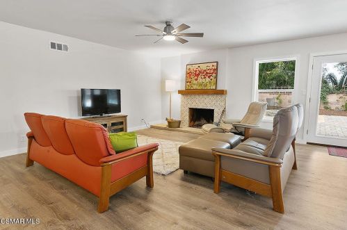 1258 Los Amigos Ave, Simi Valley CA  93065-4025 exterior