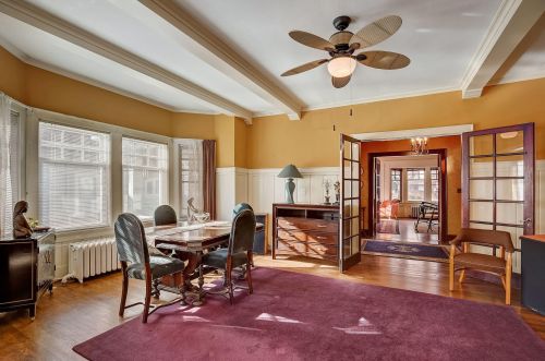 2540 Lk Dr, Milwaukee WI 53211-3808 exterior