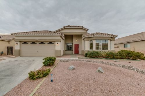 7583 Northview Ave, Glendale, AZ 85303-1928