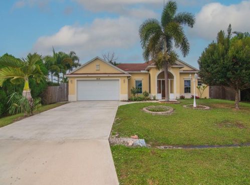 2516 Abelard St, Fort Pierce, FL 34953-7333