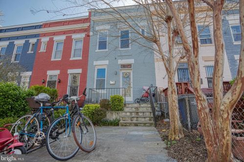 435 Tennessee Ave, Washington, DC 20002-5433