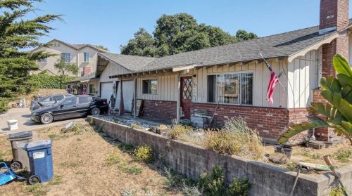 296 Hillcrest Dr, Pismo Beach, CA 93420-2233