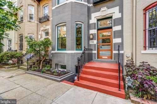 1730 Willard St, Washington, DC 20009-1719