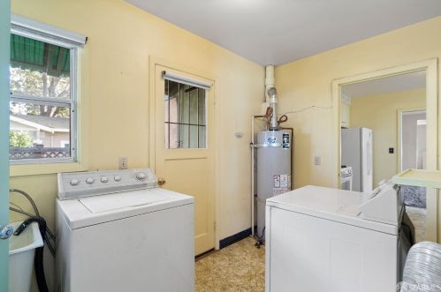 163 Iris St, Redwood City CA  94062-1950 exterior