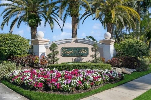 7113 Eagle Ter, West Palm Beach, FL 33412-3101