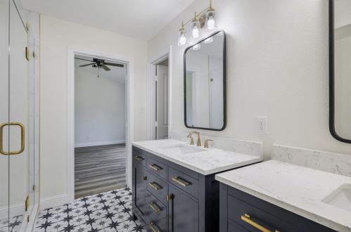 1410 Woodcreek Dr, Richardson TX  75082-4518 exterior