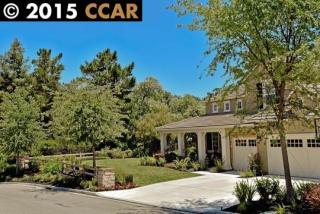 2441 Tassajara Ln, Danville, CA 94526-4411
