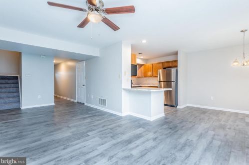 1224 Timber View Dr, Navy Sup Dpt, PA 17050-9147
