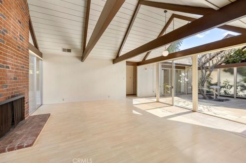 5041 Elsinore Ave, Orange CA  92869-1223 exterior