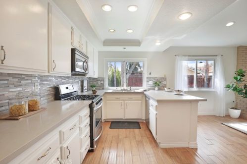 1410 Pueblo Ave, Redlands CA  92374-3853 exterior