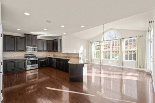 2621 Syracuse Ct, Sewickley, PA 15143-6520
