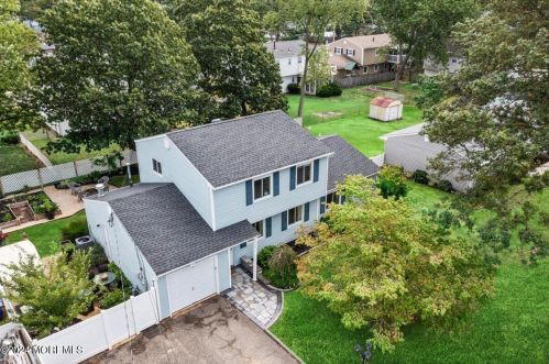 557 California Ave, Bricktown NJ  08724-1233 exterior