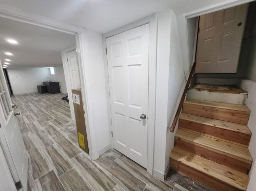 9 Harding Ave, Providence RI  02905-2506 exterior