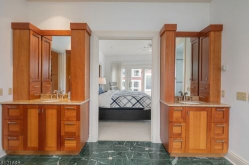 48 Shore Rd, Mountain Lakes NJ  07046-1523 exterior