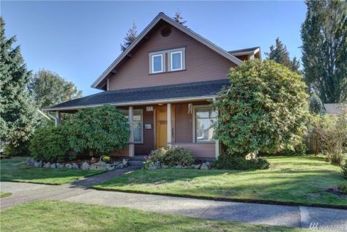 724 6th Ave, Puyallup, WA 98371-4248