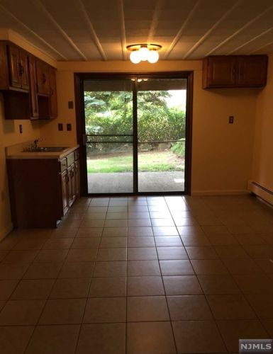 54 15th St, Paterson NJ  07506-3765 exterior