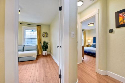 4036 Jackdaw St, San Diego CA  92103-1721 exterior