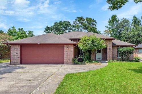 1711 Cantrell Blvd, Conroe TX  77301-4017 exterior