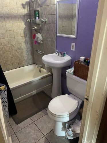 5433 Pelleur St, Lynwood CA  90262-5520 exterior