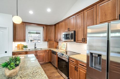 450 Pickett Dr, Covington KY  41011-1861 exterior