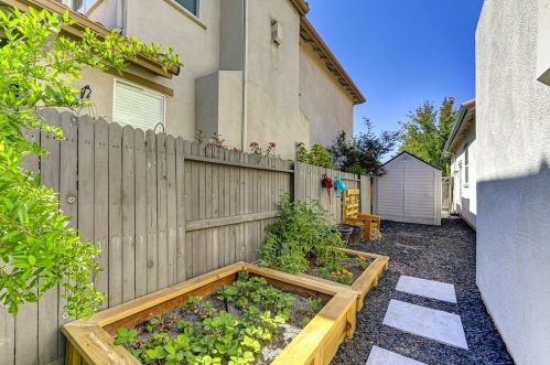 11913 Pyxis Cir, Rancho Cordova CA  95742-8055 exterior